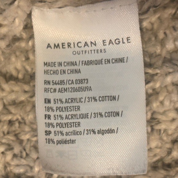 American Eagle cardigan. Size small - Picture 3 of 6